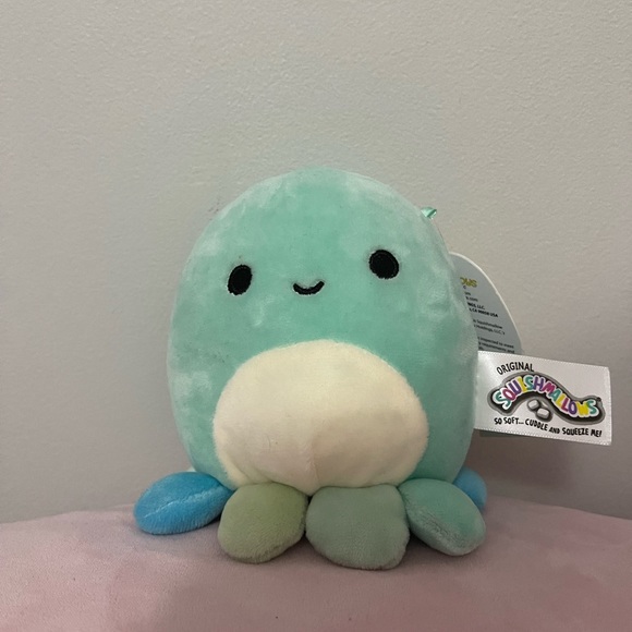 Zobey the octopus squishmallow - Picture 1 of 1